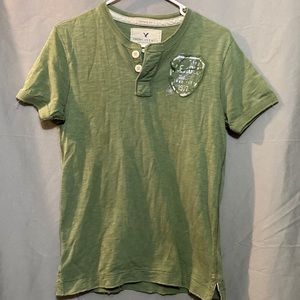 🦅Mens vintage AE shirt🦅